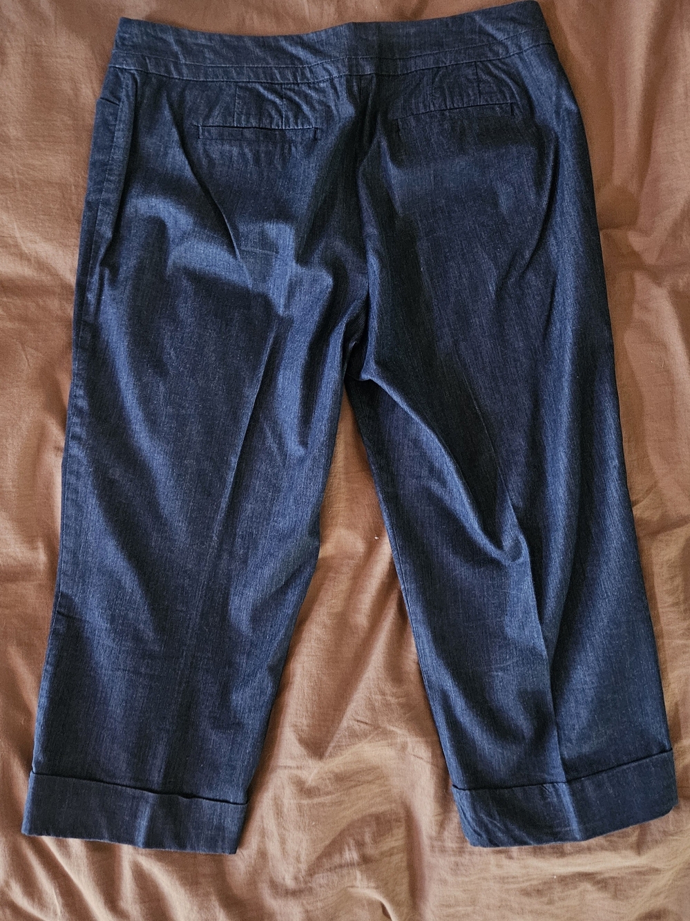 Ann Taylor Women's Navy Cropped Dress Pants / Capri - Picture 2 of 6